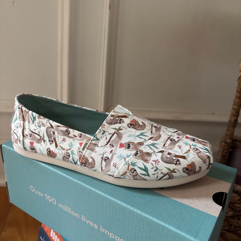 TOMS Sloth Edition